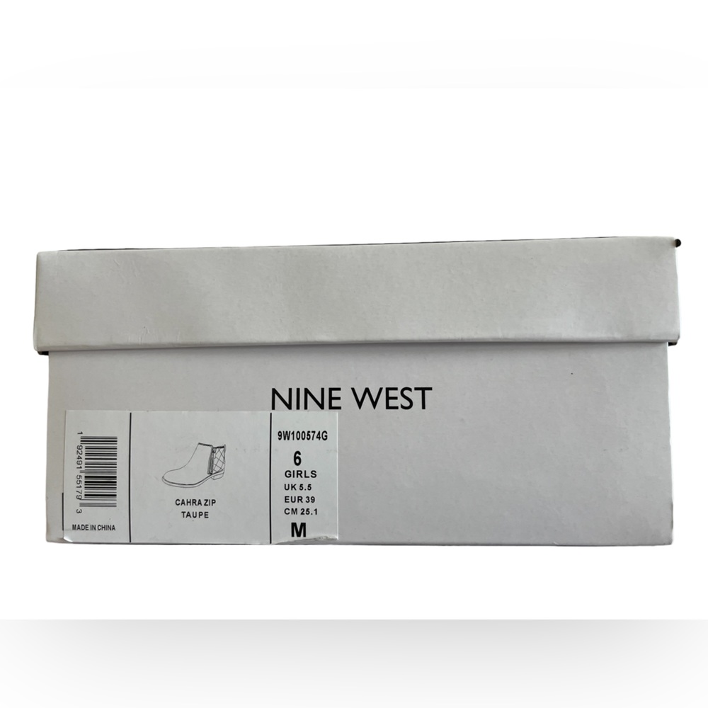 NWT Nine West Girls Suede Ankle  Boot, Taupe Color, Size Kid 6 - Picture 7 of 9